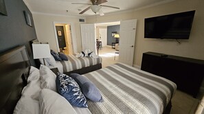 1 habitación, escritorio, cuna de viaje y wifi