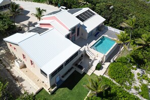 Unclassified image, 3 of 54, button - Coral Loft 4BR + 1 BR Oceanfront Villa w/ Private Pool & Beach in Grand Cayman (Rum Point)