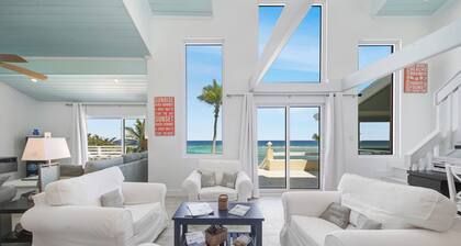 Coral Loft 4BR + 1 BR Oceanfront Villa w/ Private Pool & Beach in Grand Cayman