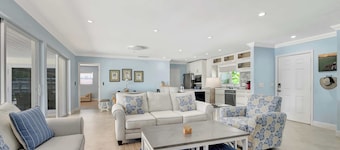 Dolphin Villa Private Pool!