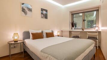 3 slaapkamers, een strijkplank/strijkijzer, gratis wifi, beddengoed