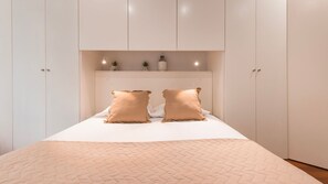 3 chambres, fer et planche à repasser, accès au Wi-Fi (inclus)