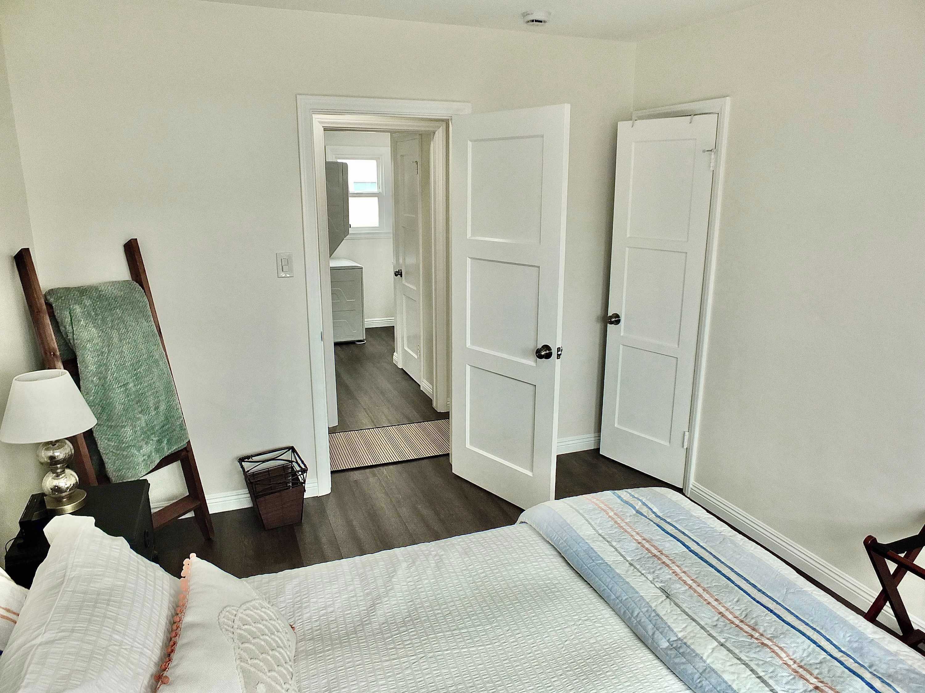 1 chambre, décoration personnalisée, ameublement personnalisé