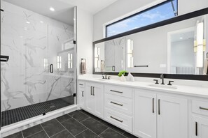 Shower, towels