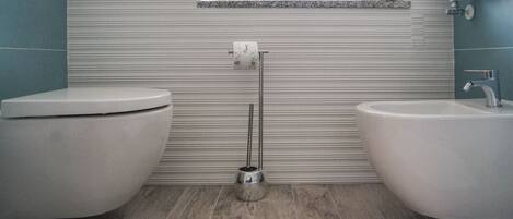 Hair dryer, towels