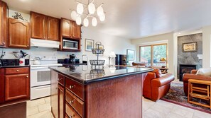 Fridge, microwave, oven, dishwasher - Lakeview Villas #26 (3-Bedroom Condo) with Pool by RedAwning (Mammoth Lakes)