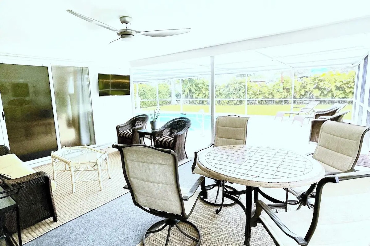Photo 17 of Beautiful Naples home, walk to private beach!
