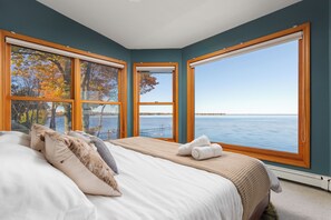 6 quartos, ferros/tábuas de passar roupa, Wi-Fi, roupa de cama