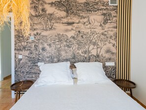 2 bedrooms, iron/ironing board, free WiFi, bed sheets - Cubo's Townhouse Sierrezuela / communal pool / BBQ / terrace / parking (Mijas Costa)