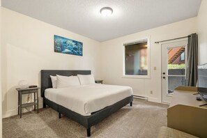 2 quartos, escrivaninha, Wi-Fi de cortesia, roupa de cama