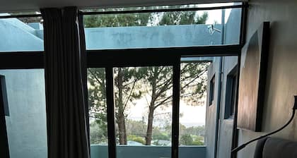 Modern luxury villa in a safe sought after area. Stunning sea /Mountain View’s!