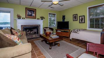 1 chambre, fer et planche Ă repasser, Wi-Fi, draps fournis