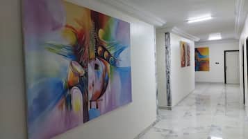 Dormitorio compartido, 1 habitación, balcón, vistas al jardín | Interior
