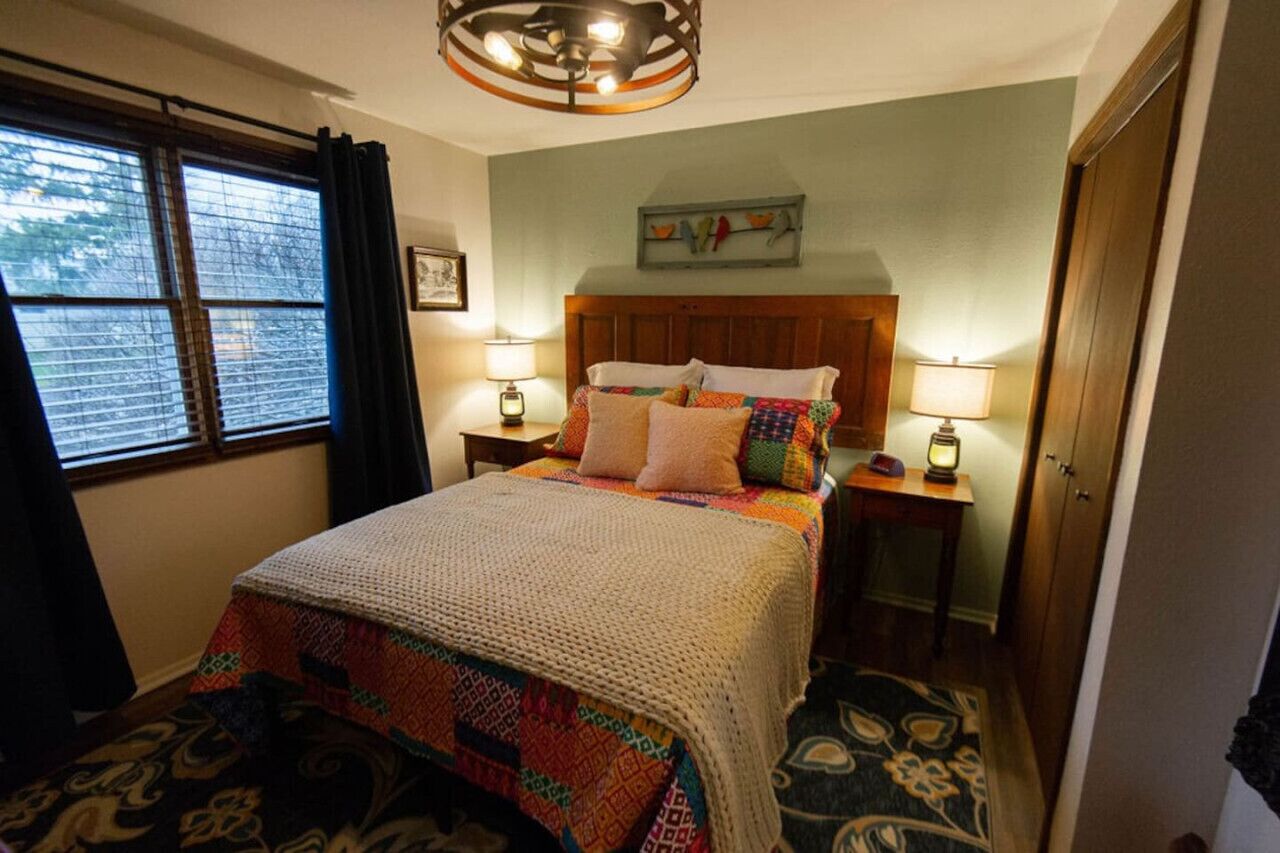 2 bedrooms, desk, iron/ironing board, free WiFi
