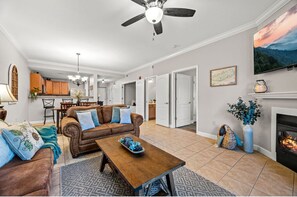Smart TV, fireplace