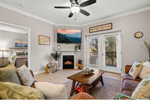 Téléviseur connecté, foyer