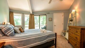 Condo, Multiple Beds, Balcony, Garden View (Lakeside Living at Abbey Springs) | 1 bedroom, individually decorated, individually furnished, bed sheets