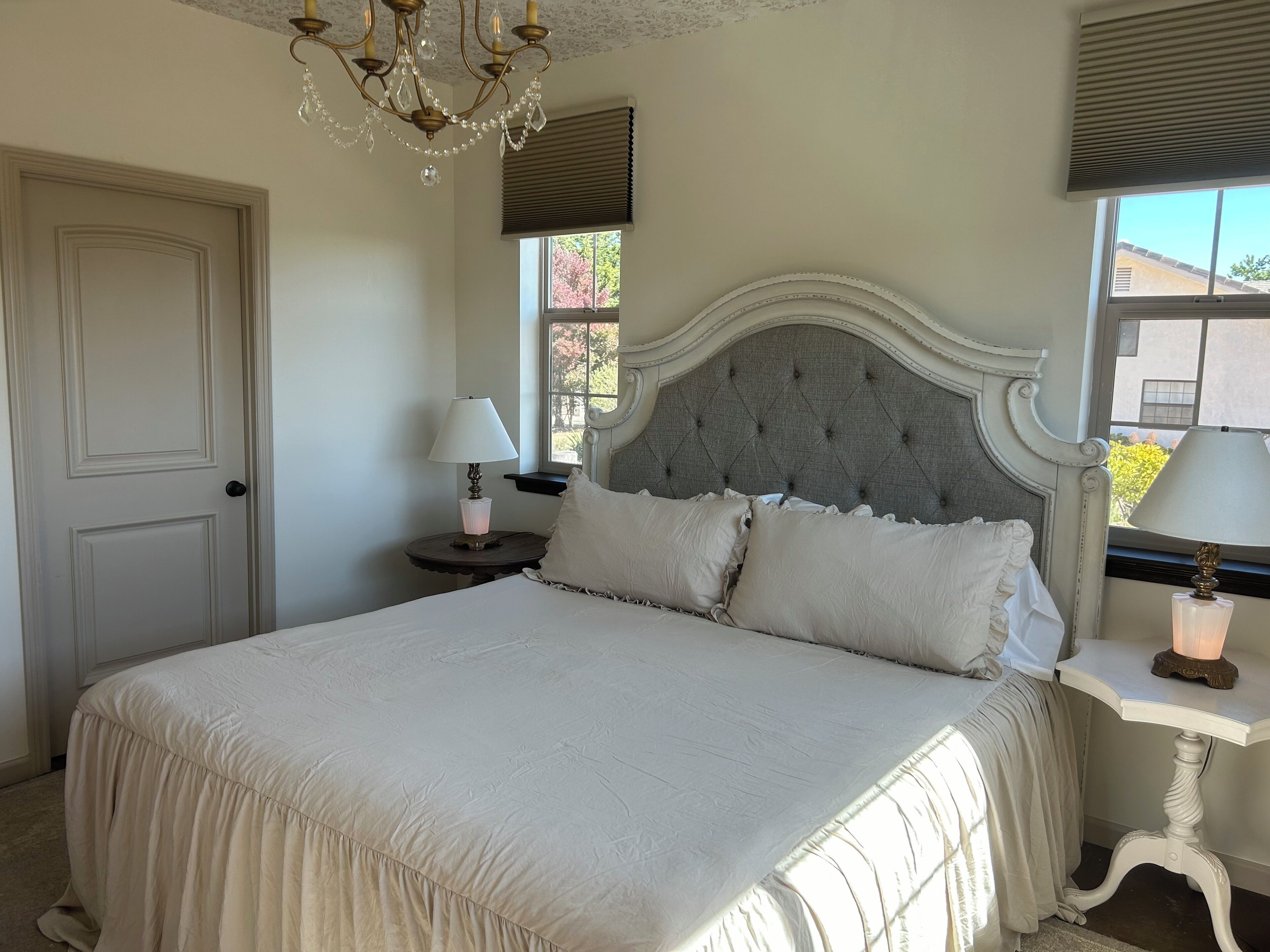 Fancy French Country cottage with large outdoor area & A/C in Sunny Nipomo