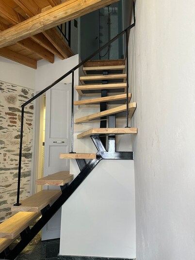 Plomari Geometer House: 1br with WiFi, AC 