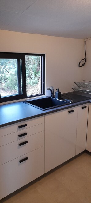 Micro-ondes, four, plaque de cuisson