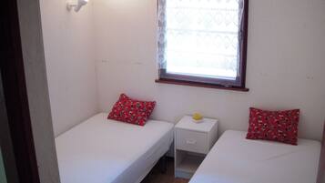 2 bedrooms, bed sheets