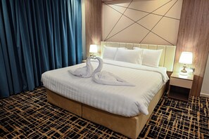 Laptopgeeigneter Arbeitsplatz, Verdunkelungsvorhänge