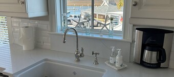 Marina cottage with unbelievable views on Fripp Island. 