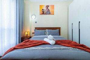 2 室のベッドルーム、アイロン / アイロン台、WiFi、ベッドシーツ