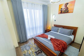 2 bedrooms, iron/ironing board, WiFi, bed sheets - Luxury brand new two bedroom, 2.5 bathroom apartment close to all amenities (Nairobi)