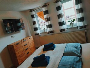 2 habitaciones, wifi gratis y ropa de cama 
