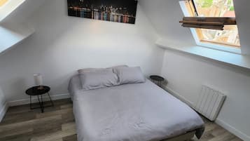 1 bedroom, WiFi, bed sheets