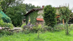 Property grounds - Casa El Nogal (san miguel de luena)