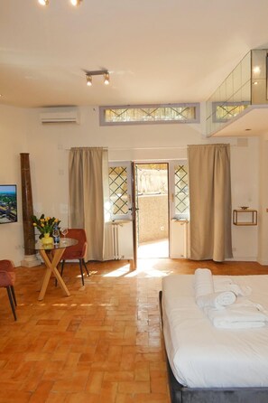 1 makuuhuone, silitysrauta/-lauta, Wi-Fi, vuodevaatteet