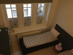 1 室のベッドルーム、アイロン / アイロン台、WiFi、ベッドシーツ