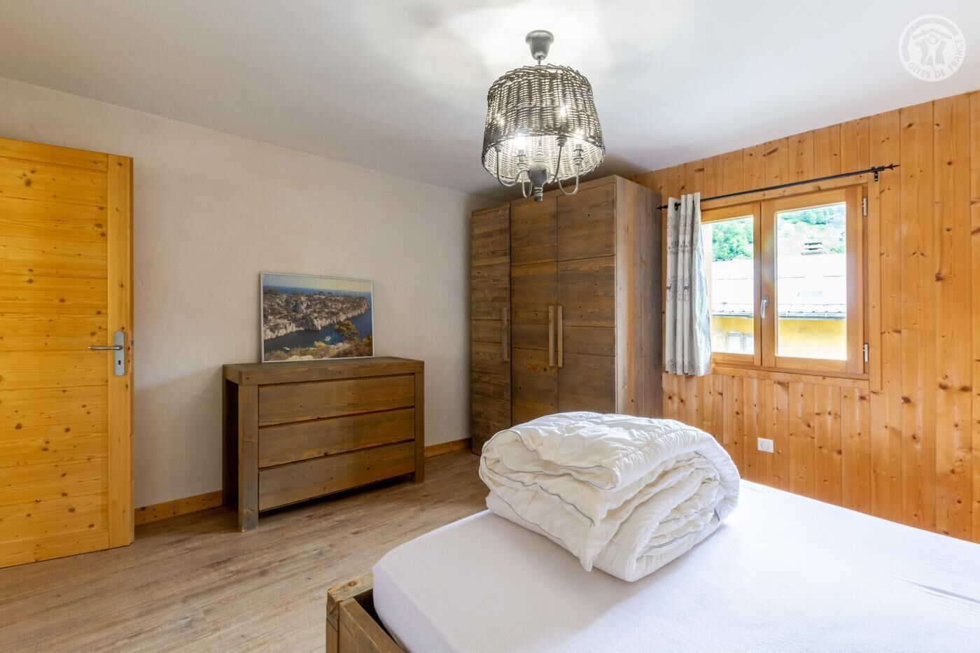 3 chambres, fer et planche à repasser, lit parapluie, Wi-Fi gratuit