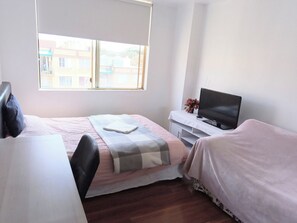 3 Schlafzimmer, Bügeleisen/Bügelbrett, WLAN, Bettwäsche