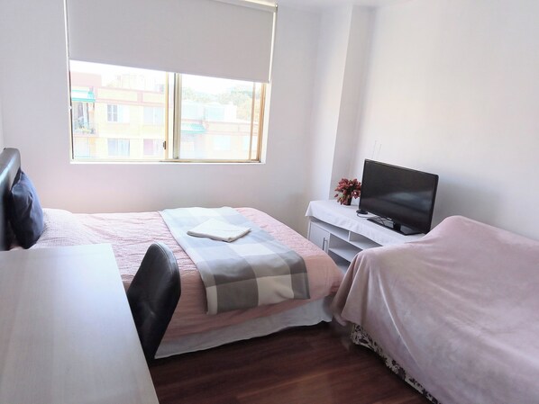 3 Schlafzimmer, Bügeleisen/Bügelbrett, WLAN, Bettwäsche