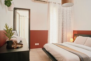 2 bedrooms, iron/ironing board, WiFi, bed sheets - The 501 by Shmoo, Sliema (Sliema)