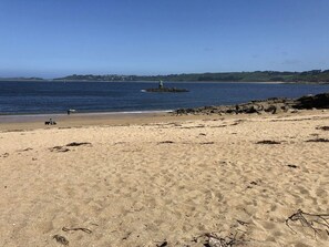On the beach - Du Pont Roux - PLOUMILLIAU (PLOUMILLIAU)