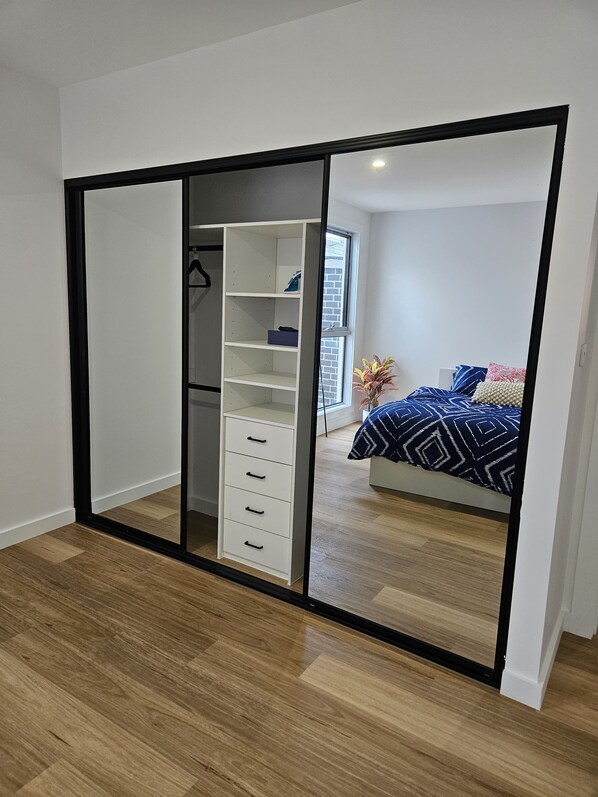 3 bedrooms, free WiFi, bed sheets