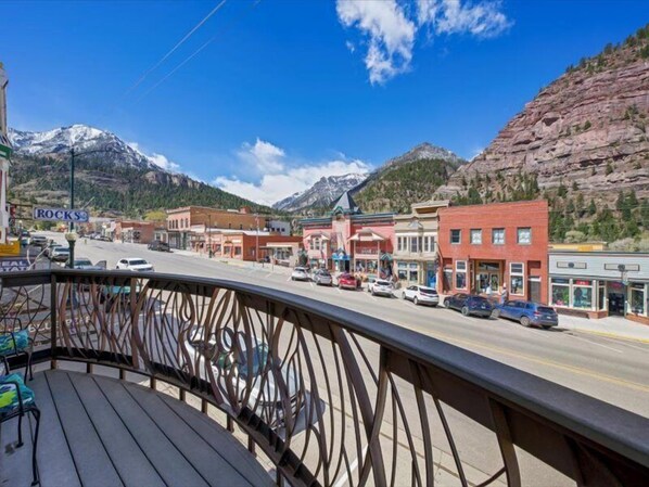 Property grounds - NEW Downtown Summit View NEW Downtown Summit View (Ouray)