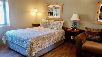 1 bedroom, bed sheets
