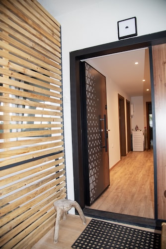 Bu-Ki Apartment, Cozy 2-bedroom apartment with WiFi, AC in enjoyable Ohrid