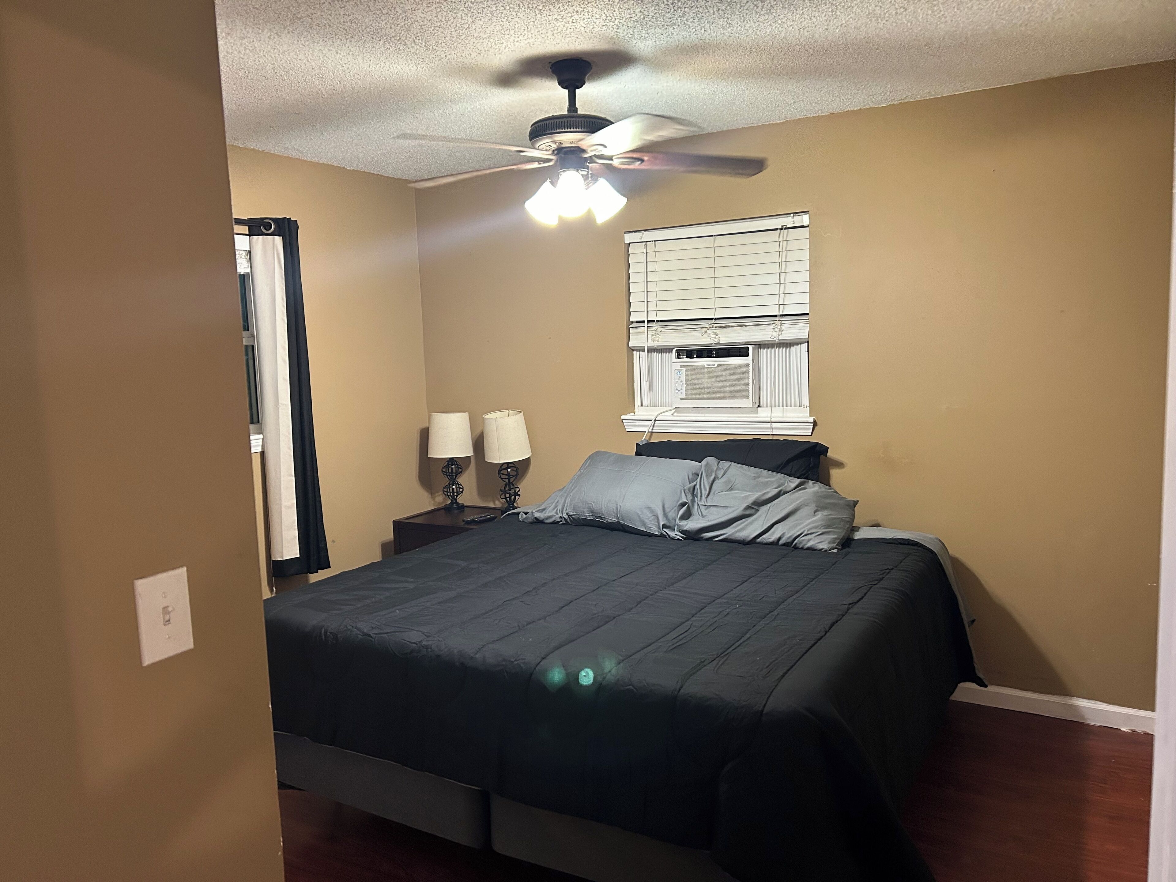 1 makuuhuone, silitysrauta/-lauta, Wi-Fi, vuodevaatteet