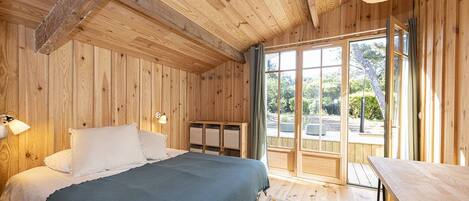 4 bedrooms, free WiFi