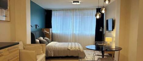 1 bedroom, iron/ironing board, WiFi, bed sheets