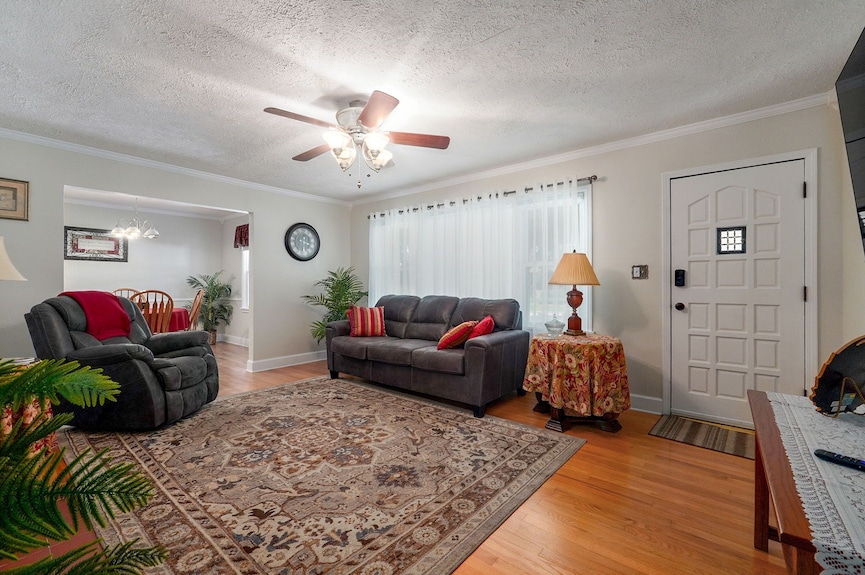 Charming 3-bedroom Cottage In Springfield With Wifi, Ac - Missouri