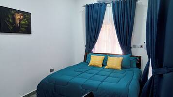 1 bedroom, desk, iron/ironing board, free WiFi