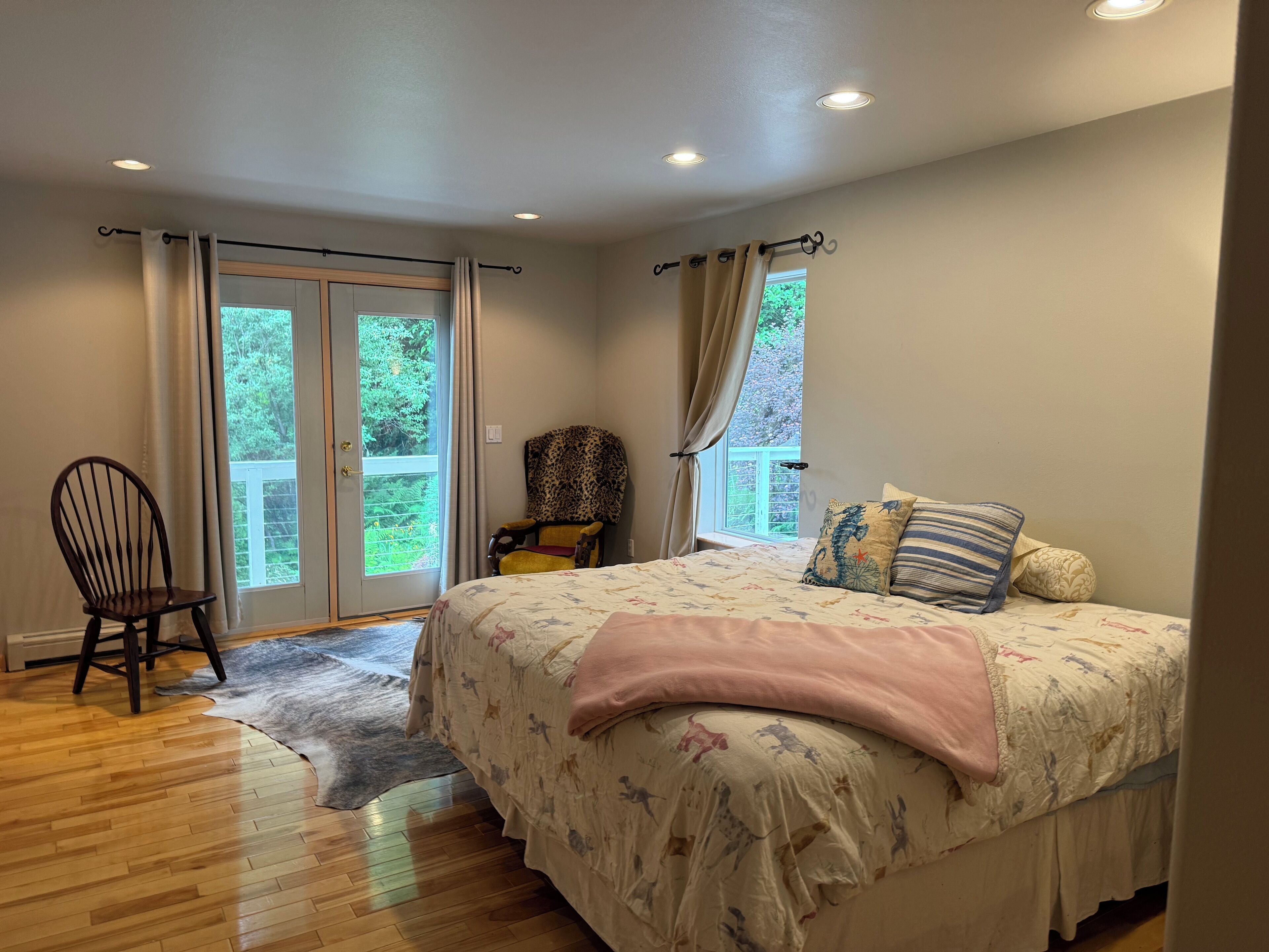 3 bedrooms, desk, free WiFi, bed sheets