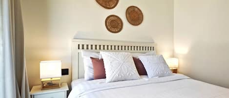 1 habitación, tabla de planchar con plancha, cuna de viaje y wifi